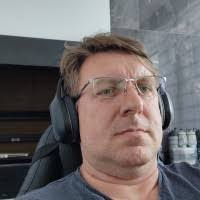 Douglas Puhl's Instagram, Twitter & Facebook