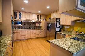 So installing maple cabinets is the more versatile and malleable choice. Natural Maple Kitchen American Traditional Kitchen Minneapolis By Country Cabinets Houzz