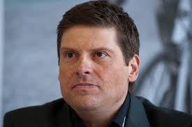 Tu y trouveras les performances détaillées du joueur. Capovelo Com Jan Ullrich Invovled In Car Accident