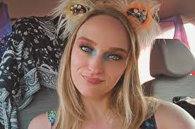 Judy Reddish's Instagram, Twitter & Facebook