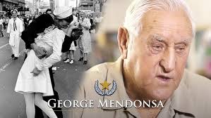 Greta Zimmer Friedman the notorious Nurse in the V-J Day Photo dies at 92