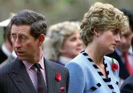 Descendente de aristocratas britânicos, filha do john spencer a cerimônia contou com 3500 convidados (incluindo camila e seu então esposo andrew parker diana se tornou oficialmente sua alteza real a princesa de gales e foi imediatamente elevada a. Kate Middleton Y Camilla Parker Rechazan Algo Que Tiene Que Ver Con Lady Di