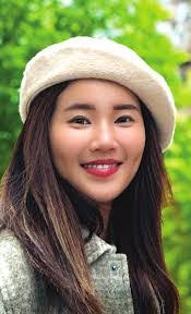 Abigail Gee's Instagram, Twitter & Facebook