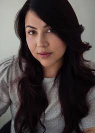 Evelin Garay's Instagram, Twitter & Facebook