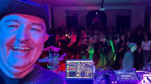 Večer Radia 1: DJ Douglas Arellanes