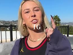 Haley Stringer's Instagram, Twitter & Facebook