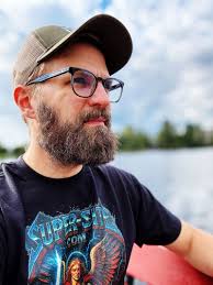 Miten kiire tai piittaamaton voi olla, että laiminlyödään tälläiset asiat??  Case: Ostin metsästyskiväärin, jonka Matkahuolto toimitti minulle  perjantaina. Paitsi että, paketti ei tullutkaan minulle…