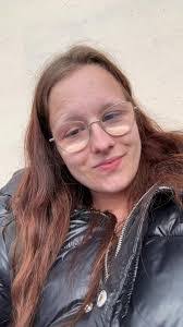 Natalie Bernard's Instagram, Twitter & Facebook