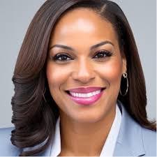 Jaime Mathews's Instagram, Twitter & Facebook