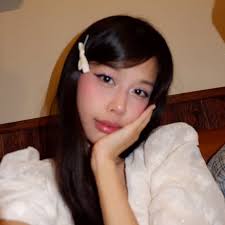 Các bạn 2k7 đồng trang lứa và anh chị có cảm thấy áp lực khi nhìn vào chiếc  CV này hong 🫣. Hôm nay nhận được CV của 1 bạn sinh viên