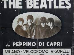 L'inizio del concerto di milano; Peppino E I Beatles La Magica Tournee Del Re Di Capri Capri Press