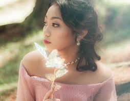 Debut Photoshoot Projects :: Photos, videos, logos, illustrations and  branding :: Behance