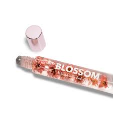 It's a green mix of lemon, bergamot, winter berry, flowering it's a green mix of lemon, bergamot, winter berry, flowering succulent, violet, white musk, and vetiver. Roll On Perfume Oil Cactus Flower Scent Blossom