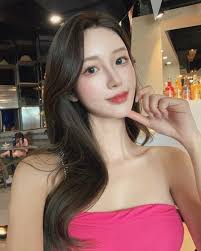 Hello beauty i see you first time now. Thank you for this beautiful Words.  Where do you live?? 💁💁💁💖💖💖💖