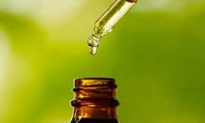 7 Ways To Use Jojoba Oil I Ve Used It Every Night On My Face For Over A Week Now And My Sensitive Skin Loves It Coconut Oil Jojoba Oil Uses Jojoba