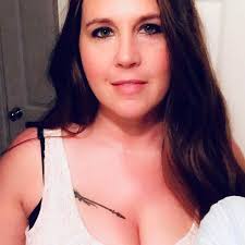 Christmas time is such a magical time of year for the majority of us, a  little kinder and a lot more good will to our fellow man. I am in awe of