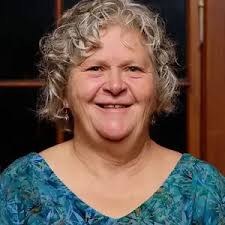 Jennifer Lish, PhD, provides online therapy