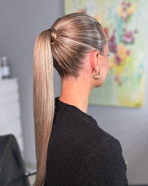 20 Best Hairstyles for Teen Girls in 2026 (Cute, Easy & School-Friendly) |  Haircut Inspiration