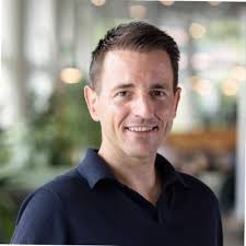 To our Pao/ Peter Paola Therese Afalla of DQ Manila, you deserve the  recognition as CDO Awardee! Thank you for Doing Your Thing and Growing The  Difference.