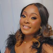 Natasha Holley's Instagram, Twitter & Facebook