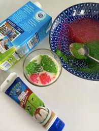 Sago, palm sugar, coconut milk, and pandan leaves. Resepi Sago Gula Melaka Ekspres Guna 3 Bahan Sedapnya Makan Sejuk Sejuk