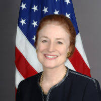 Assignment: 59-CF-DS-24875-05] Official portrait of Henrietta Fore, Under  Secretary for Management [Photographer: Ann Thomas--State]  [59-CF-DS-24875-05_Henrietta_H_Fore_fromTIFF.jpg]