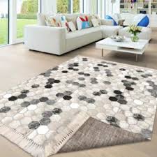 Tüylü değildir, toz ve kıl yapışmaz, temizliği kolaydır. Hali Alkapida Com