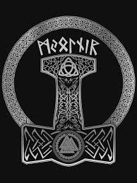 Mjolnir Wikinger Thor Hammer Runen Keltisch Knoten T Shirt Von V4to In 2020 Keltische Knoten Runen Keltisch