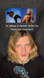 Sabrina Carpenter Plays Travis Scott at Concert