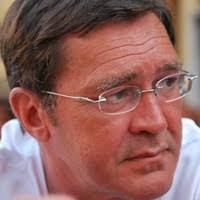 50+ perfiles de «Bangert»