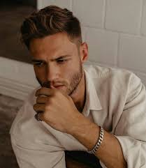 Toni Gambino (@Toni_Gambinoo)