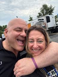 Teresa Hoelscher's Instagram, Twitter & Facebook