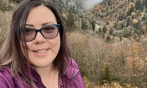 Katelyn Finney's Instagram, Twitter & Facebook