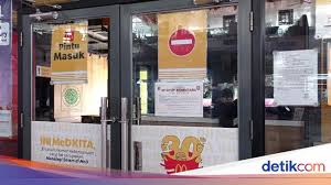 Download this and online watch prank ojol ayang terbaru. Ojol Crowded Order Bts Meal Mcdonald S Gambir Temporarily Closed World Today News