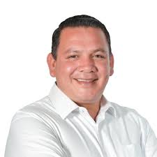 Alan Velasco Aguero (@alanvelascooficial) • Instagram photos and videos