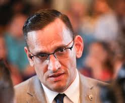 Ley de Alivio abre ventanas financieras y de vivienda a un millón de  trabajadores