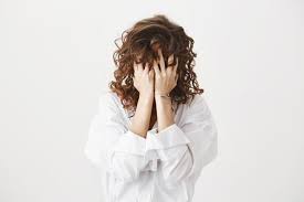 Sobrecarga mental feminina: como isso afeta a mulher?