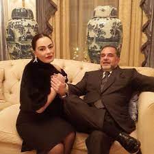 #أخبار_النجوم شاهدوا #رغدة و #اخبار_النجوم رغدة (26 نوفمبر 1957)، ممثلة سورية تعيش في مصر. Ø¨Ø§Ù„ØµÙˆØ± Ø´Ø±ÙŠÙ‡Ø§Ù† ØªÙƒØ´Ù Ø¹Ù† Ø§Ø¨Ù†ØªÙ‡Ø§ Ø§Ù„Ø«Ø§Ù„Ø«Ø© ÙÙ…Ø§ Ø¹Ù„Ø§Ù‚Ø© Ø¶Ø±ØªÙ‡Ø§ Ø¥Ø³Ø¹Ø§Ø¯ ÙŠÙˆÙ†Ø³ Ù…Ø¬Ù„Ø© Ø³ÙŠØ¯ØªÙŠ
