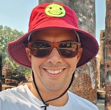 Someone has told me that wine is expensive and poor quality, does anyone  know if that the case? If so, it's cocktails all the way! Always a solution  😂