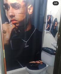 No se si es por motivo de halloween o undirme en la cafreria!