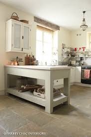 Shabby Chic Interiors Il Bancone Della Mia Cucina Interni Shabby Chic Cucina Accogliente Cucine Contemporanee