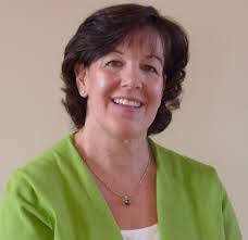 Holly Scherer's Instagram, Twitter & Facebook