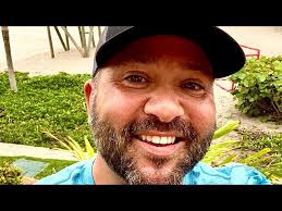 Little Johnny and the pickle slicer