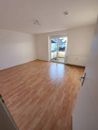 Mit ein wenig farbe wird diese behaglichkeit sicherlich weiter. 2 Zimmer Wohnung Zu Vermieten Am Waldrand 14 82515 Wolfratshausen Bad Tolz Wolfratshausen Kreis Mapio Net