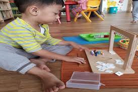 Lomba dikategorikan untuk pelajar sma atau sederajat. Asah Bakat Seni Anak Dengan Metode Montessori Republika Online