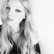 Olivia Muenter's Instagram, Twitter & Facebook