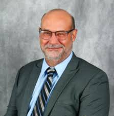 It is with great sadness that we are letting everyone know of the passing  of our friend and teammate, Larry Oswald. From all of us at Ontelaunee we  offer our condolences. Larry