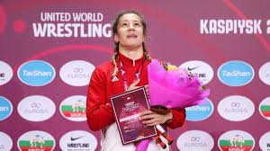 Yasemin adar'in babası naim adar. Yasemin Adar Kimdir Dunya Sampiyonu Guresci Yasemin Adar Kac Yasinda Spor Haberleri