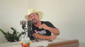 Aprenda a tocar a cifra de tua dor vai passar (sérgio lopes) no cifra club. Elias Wagner Fala Com O Compositor Gerson Elias Sobre A Musica A Dor Um Dia Vai Passar Youtube