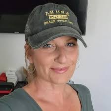 Sharon Fleck's Instagram, Twitter & Facebook